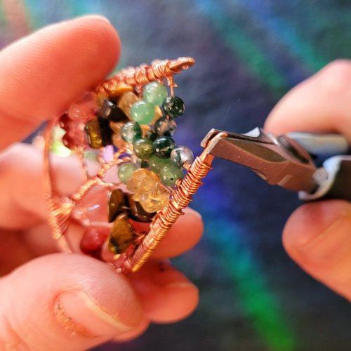 Jennifer Brooks's Rainbow Autumn Tree Earrings - , Contemporary Wire Jewelry, Dapping, Dapping Jewelry, How To Punch Holes, Hole Punching, Punch A Hole, Lashing, Wire Lashing, , slightly bend the posts straight